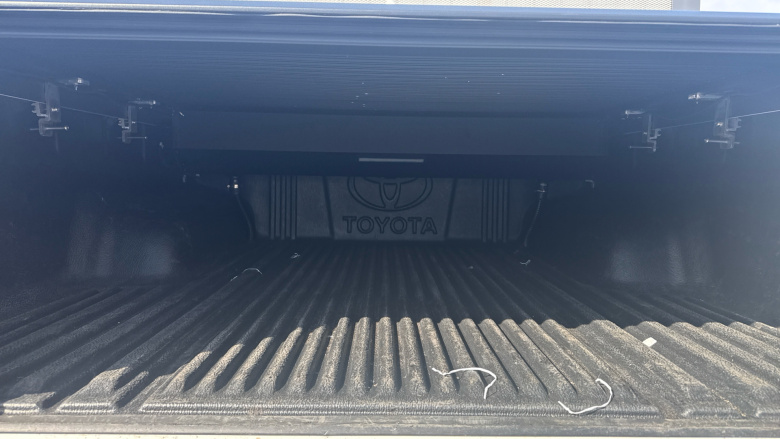 Toyota Hilux Diesel Invincible X D/Cab Pick Up 2.8 D-4D Auto